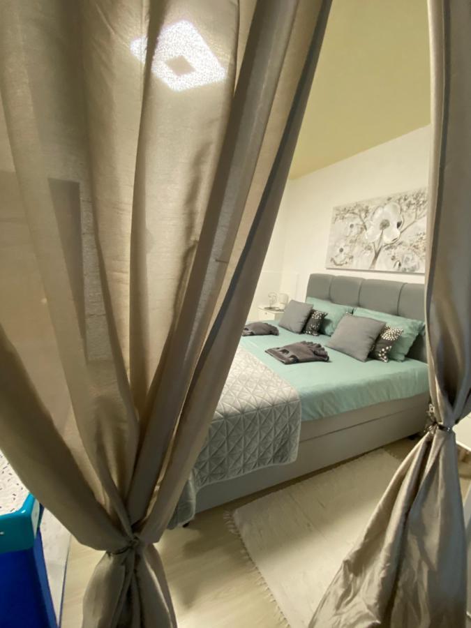 Lux Apartment Barbara Пореч Экстерьер фото